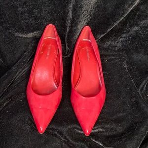 Pointy red small heel